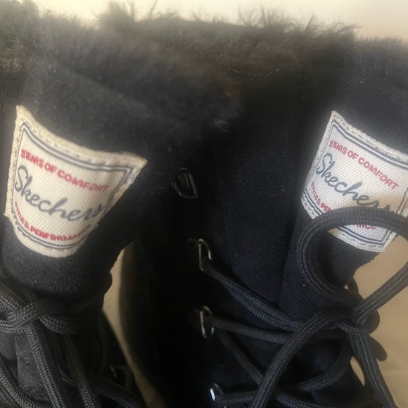 Skecher black suede women’s boots - Picture 6 of 6